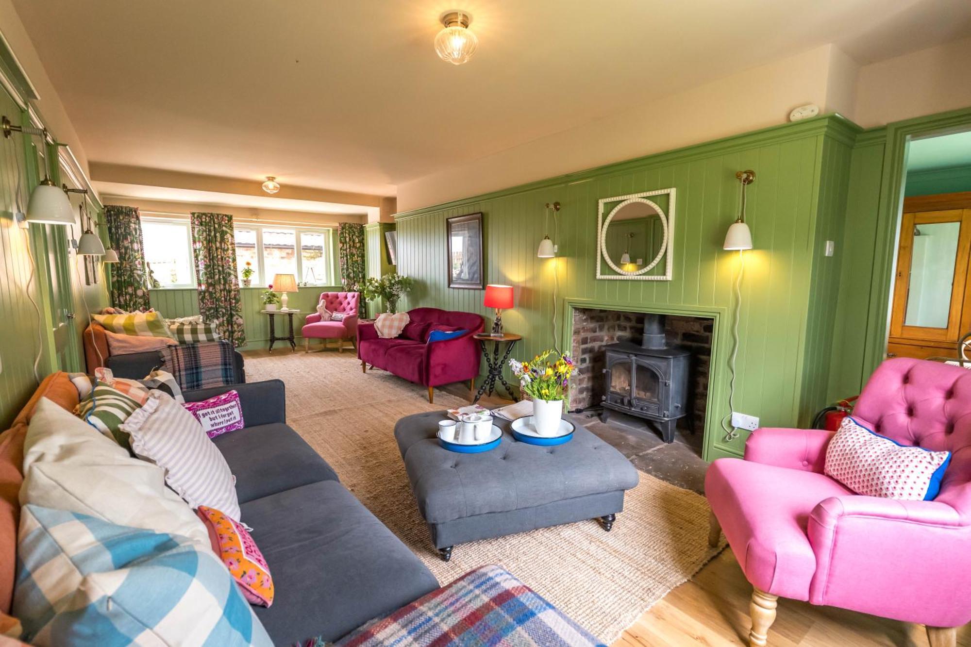 Large Country Cottage, Sleeps 8 - Spa Facilities, Garden Bar, Catering Services, Free Parking, Nature Reserve, Hen Parties Scunthorpe Exterior photo